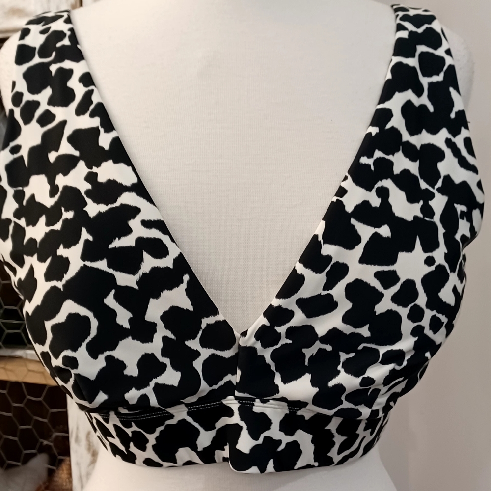 Black and White Pebble Print Women's  Swim Top 1X 16W-18W #0309